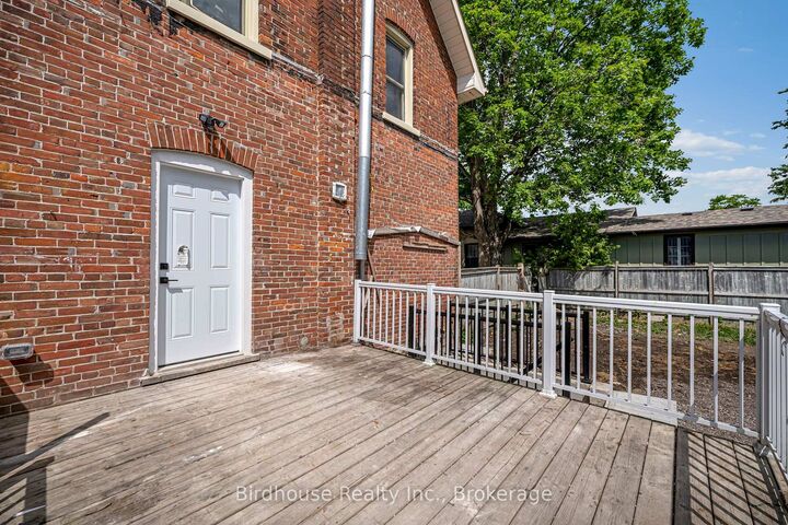 Property Photo:  108 Lindsay Street S  ON K9V 2M6 