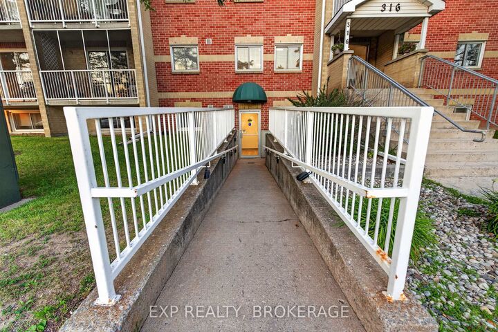 Property Photo:  316 Kingsdale Avenue 101  ON K7M 8S2 