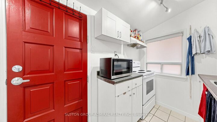 75 Rockcliffe Boulevard — photo 1