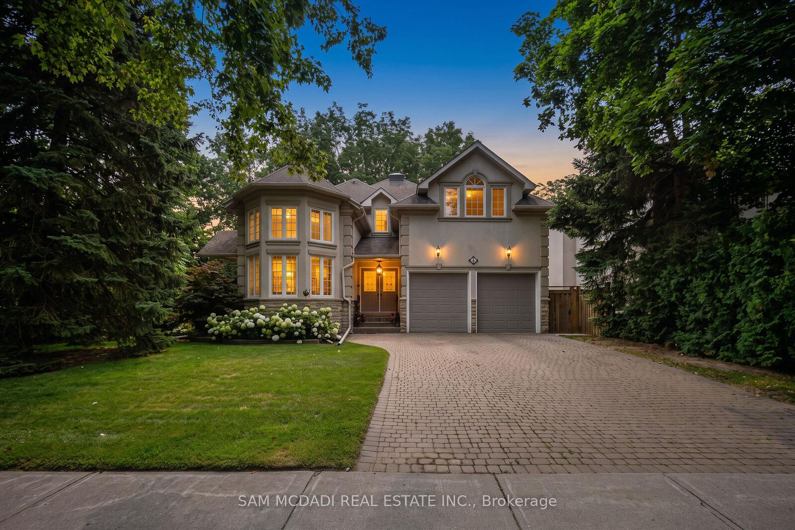 Property Photo: 1770 Fellen Place Bsmt ON L5J 4S4