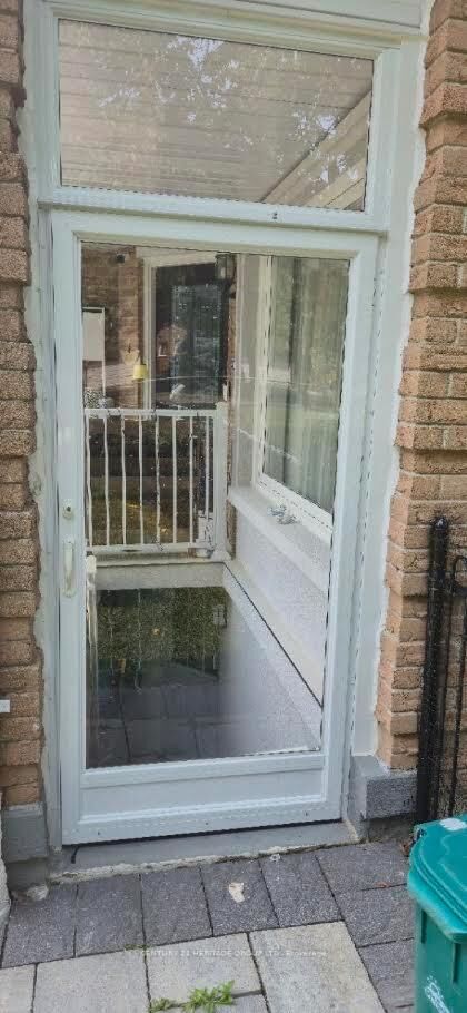 Property Photo:  24 Guildwood Drive Bsmt  ON L4C 8E5 