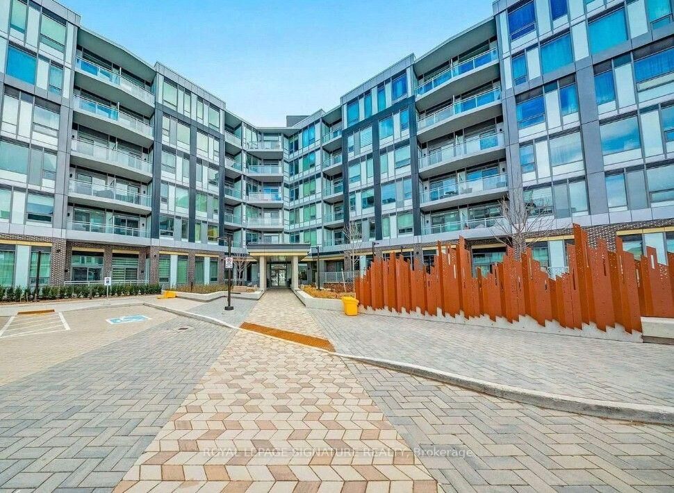 Property Photo:  2501 Saw Whet Boulevard 233  ON L6M 5N2 