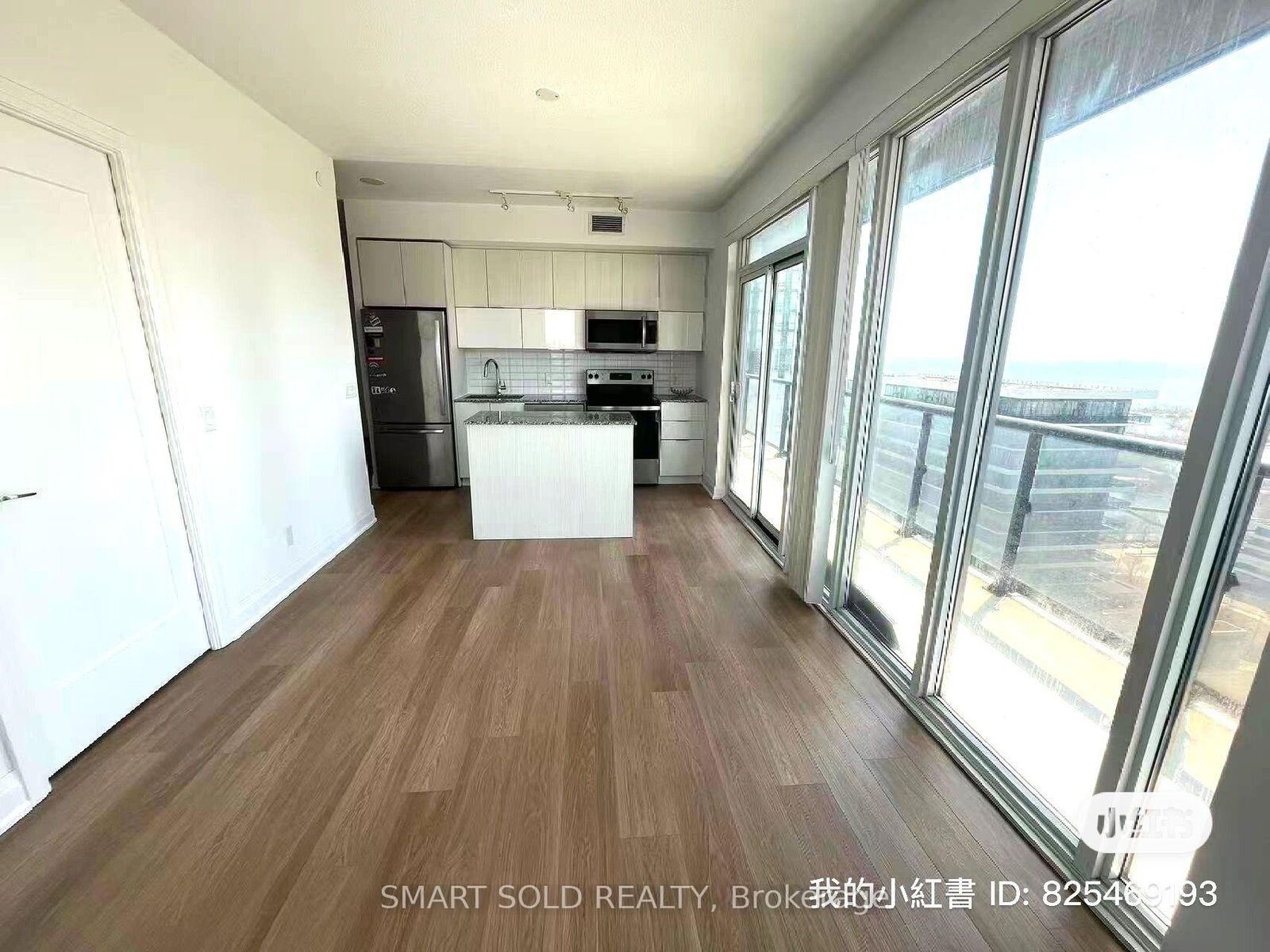 Property Photo: 56 Annie Craig Drive 2005 ON M8V 0C5