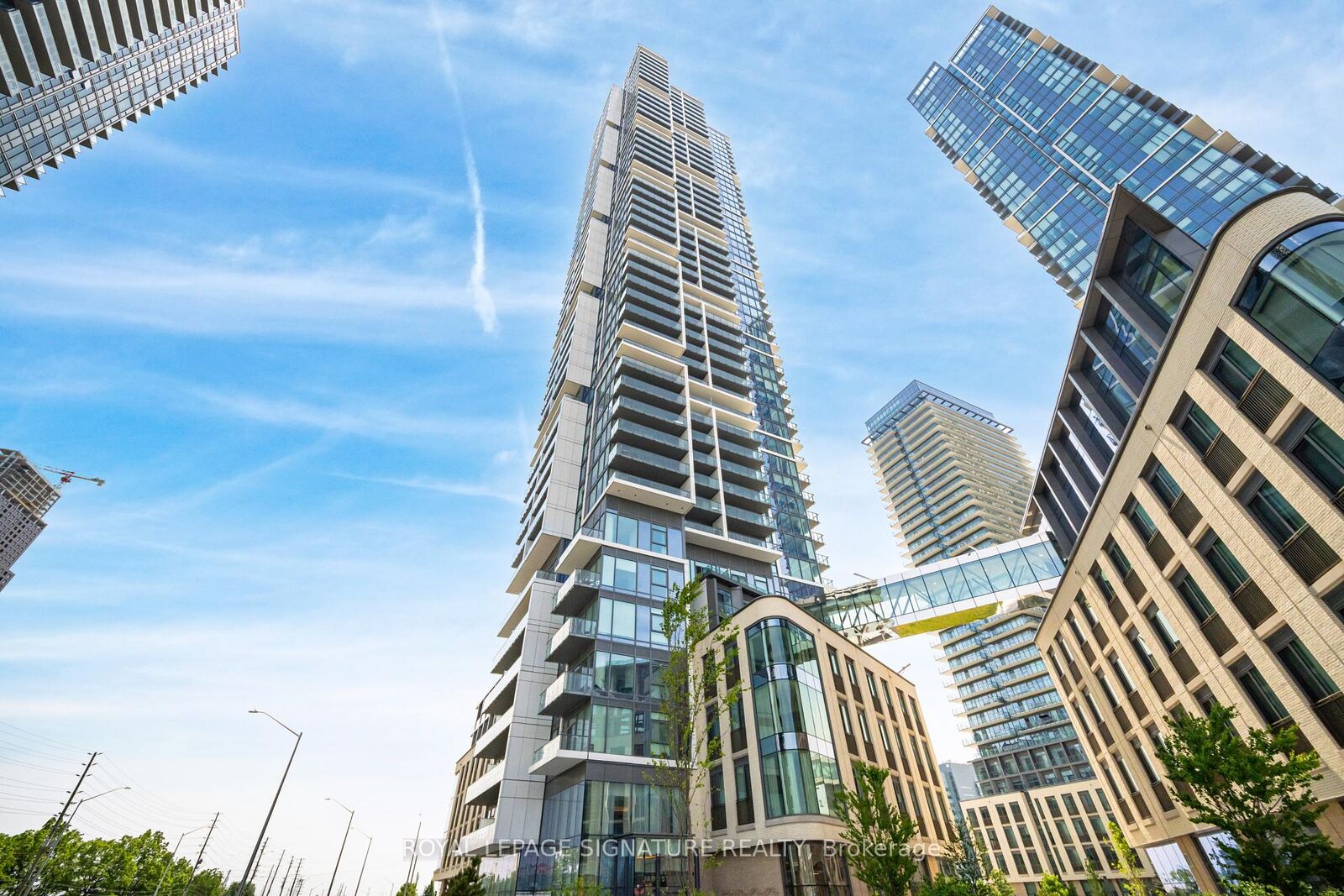 Property Photo: 7890 Jane Street 4508 ON L4K 0K9