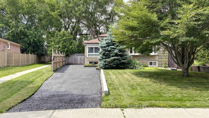 22 Jeffton Crescent — photo 1