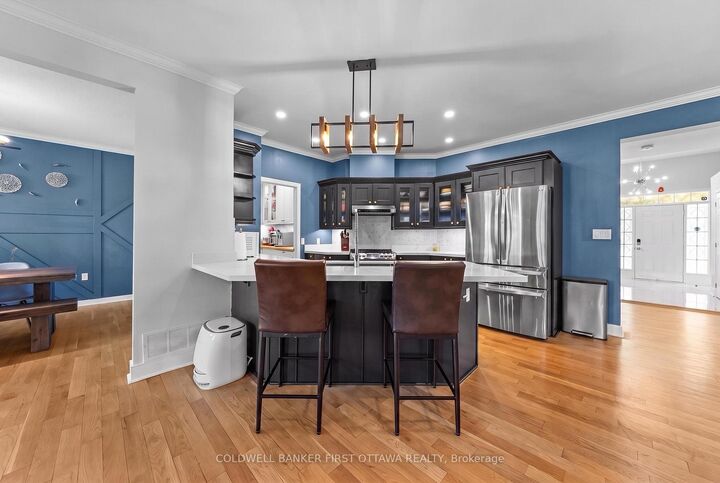 Property Photo: 520 Pine Vista Drive E ON K4A 5A7