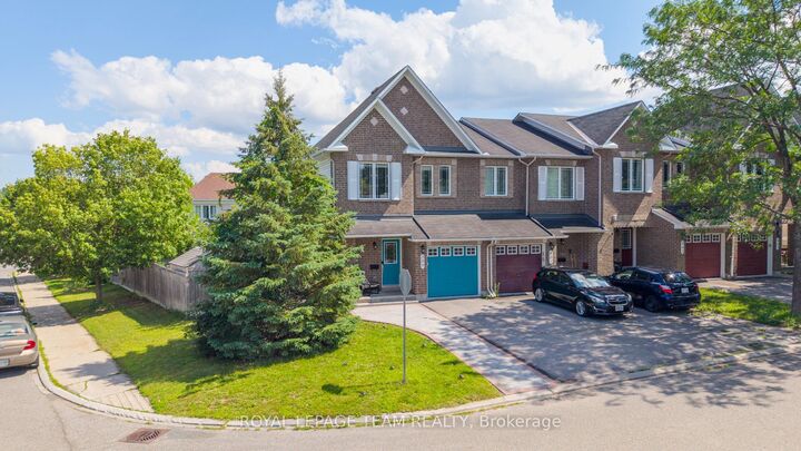 Property Photo:  599 Malkowski Street  ON K2K 0B4 
