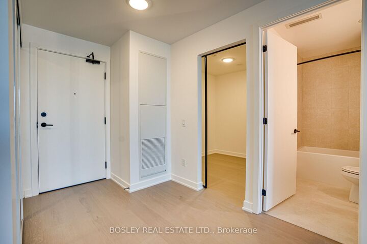 Property Photo:  91 Montclair Avenue 812  ON M5P 0B1 