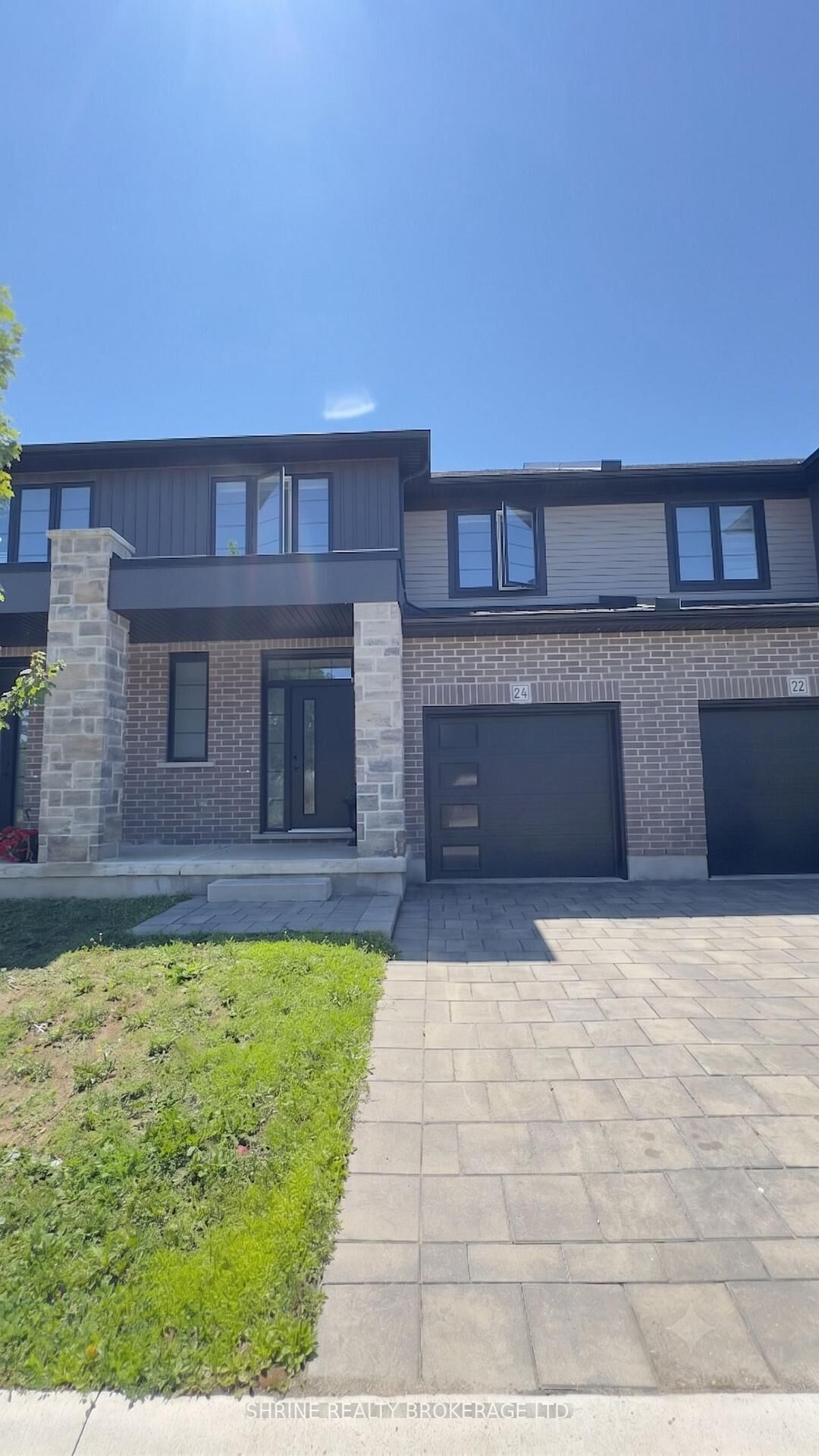 Property Photo:  3025 Doyle Drive 24  ON N6M 0G9 