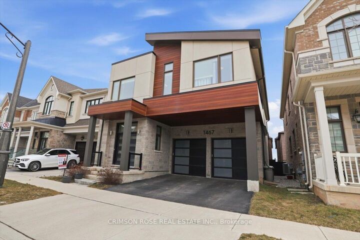 Property Photo: 1467 Everest Crescent ON L6H 3S4