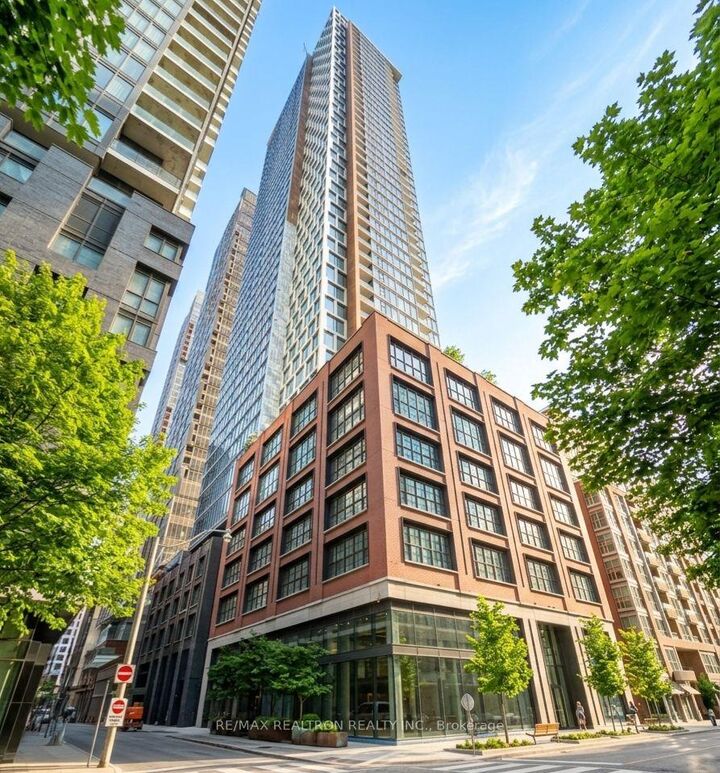 Property Photo: 55 Mercer Street 1212 ON M5V 3W2