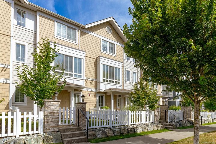 Property Photo: 370 Latoria Blvd #50 BC V9C 0N9