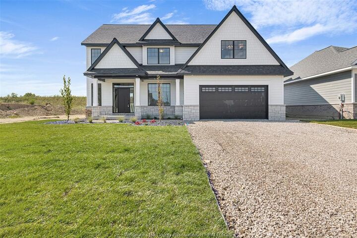 54 Belleview Drive — photo 1