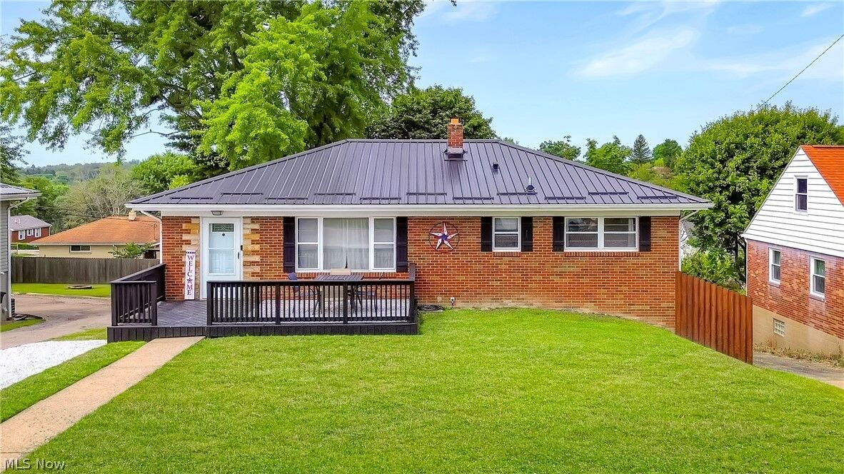 Property Photo: 145 Pembroke Road OH 43953