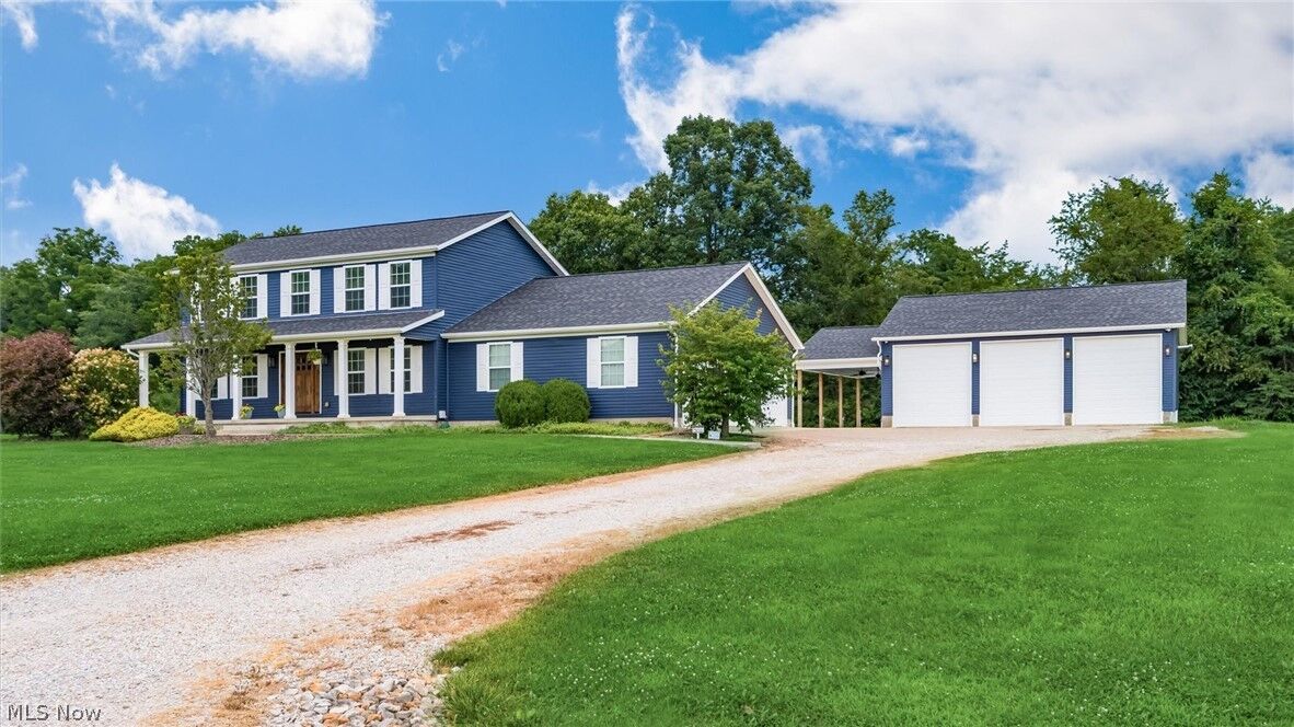 Property Photo:  1850 Meadow Creek Drive  OH 43701 