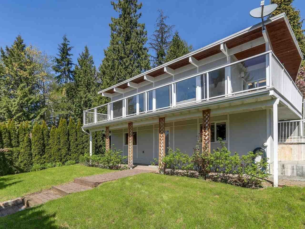 Property Photo: 1720 Queens Avenue BC V7V 2X7