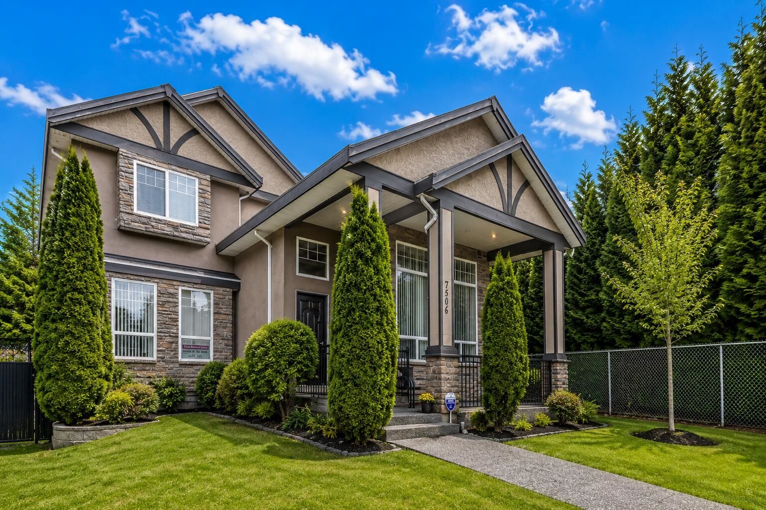 Property Photo: 7506 143C Street BC V3W 1S2