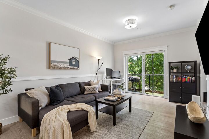 3488 Sefton Street 203 — photo 1