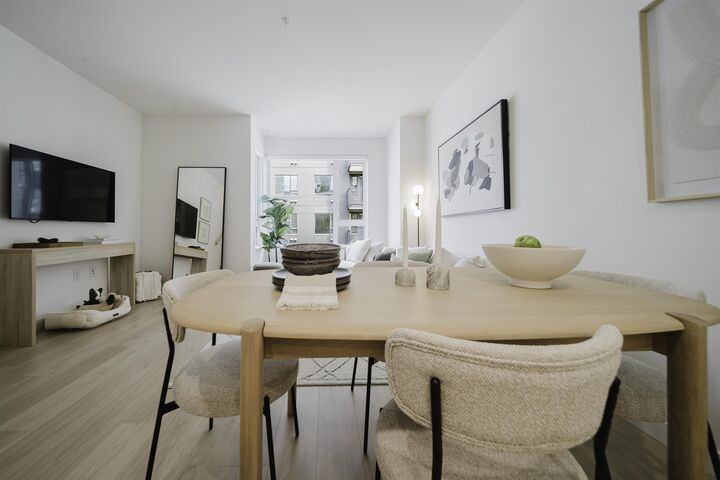 Property Photo: 595 Kemsley Avenue 307 BC V3J 0T4