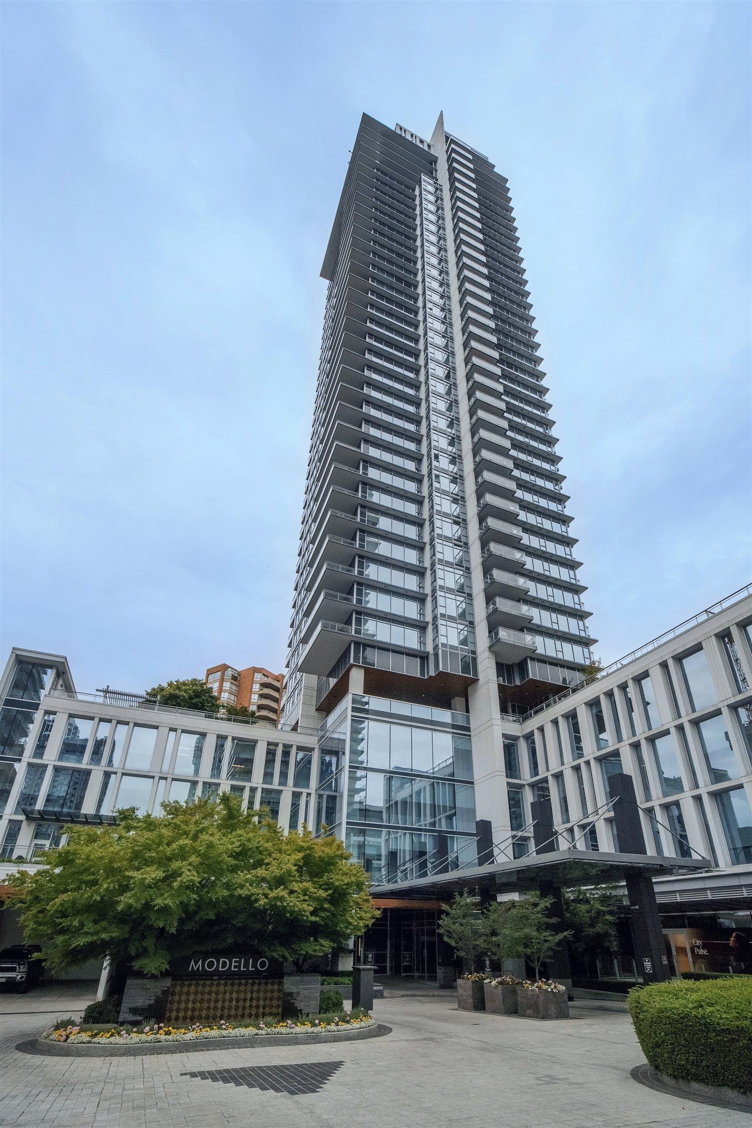 Property Photo: 4360 Beresford Street 2305 BC V5H 0G2
