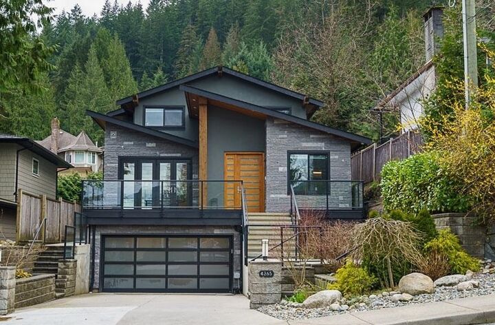 4365 Mountain Highway — photo 1