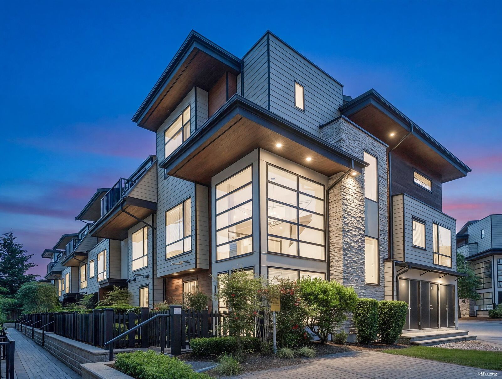 Property Photo: 15688 28 Avenue 17 BC V3Z 0N1