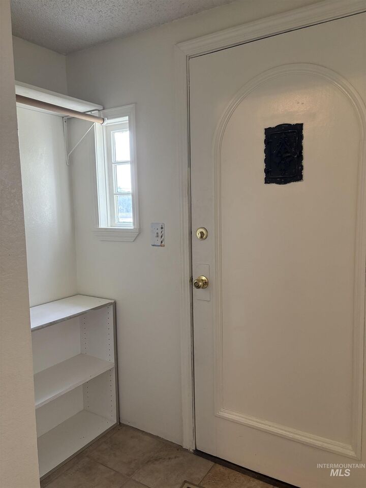 Property Photo: 2009 E Linden Street ID 83605
