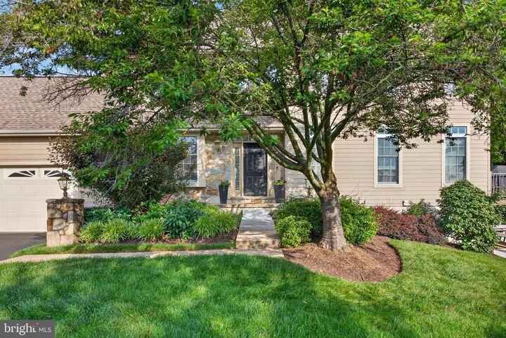 Property Photo: 1307 Circle Drive PA 19382