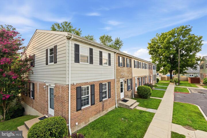 Property Photo: 8229 Coatsbridge Court MD 21144