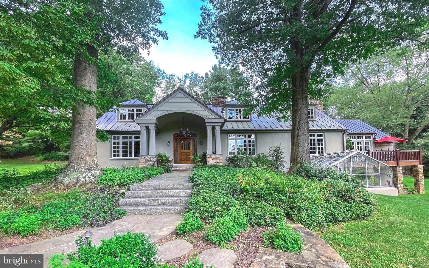 Property Photo:  1045 Lower Pine Creek Road  PA 19425 