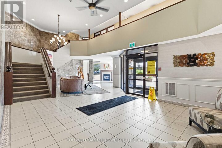 Property Photo:  323 Colborne Street 302  ON N6B 3N8 