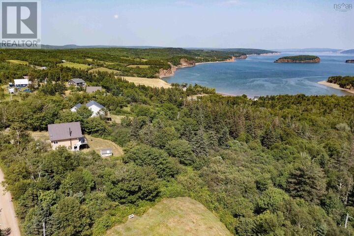 Property Photo: 34 Ridgeview Lane NS B0M 1S0