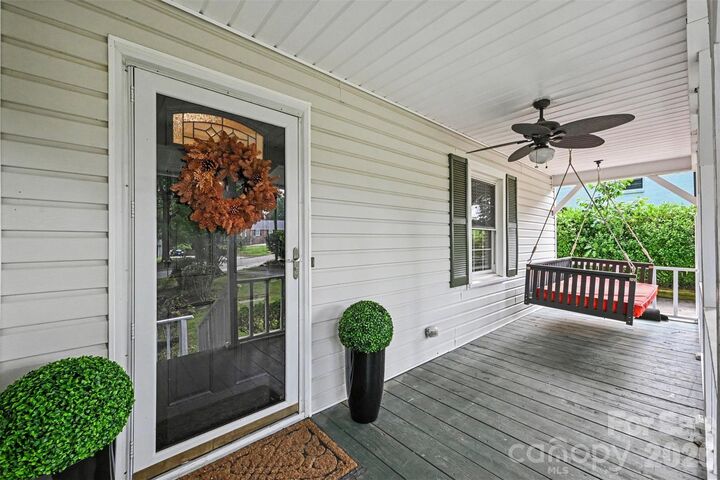 Property Photo: 4242 Garvin Drive NC 28269