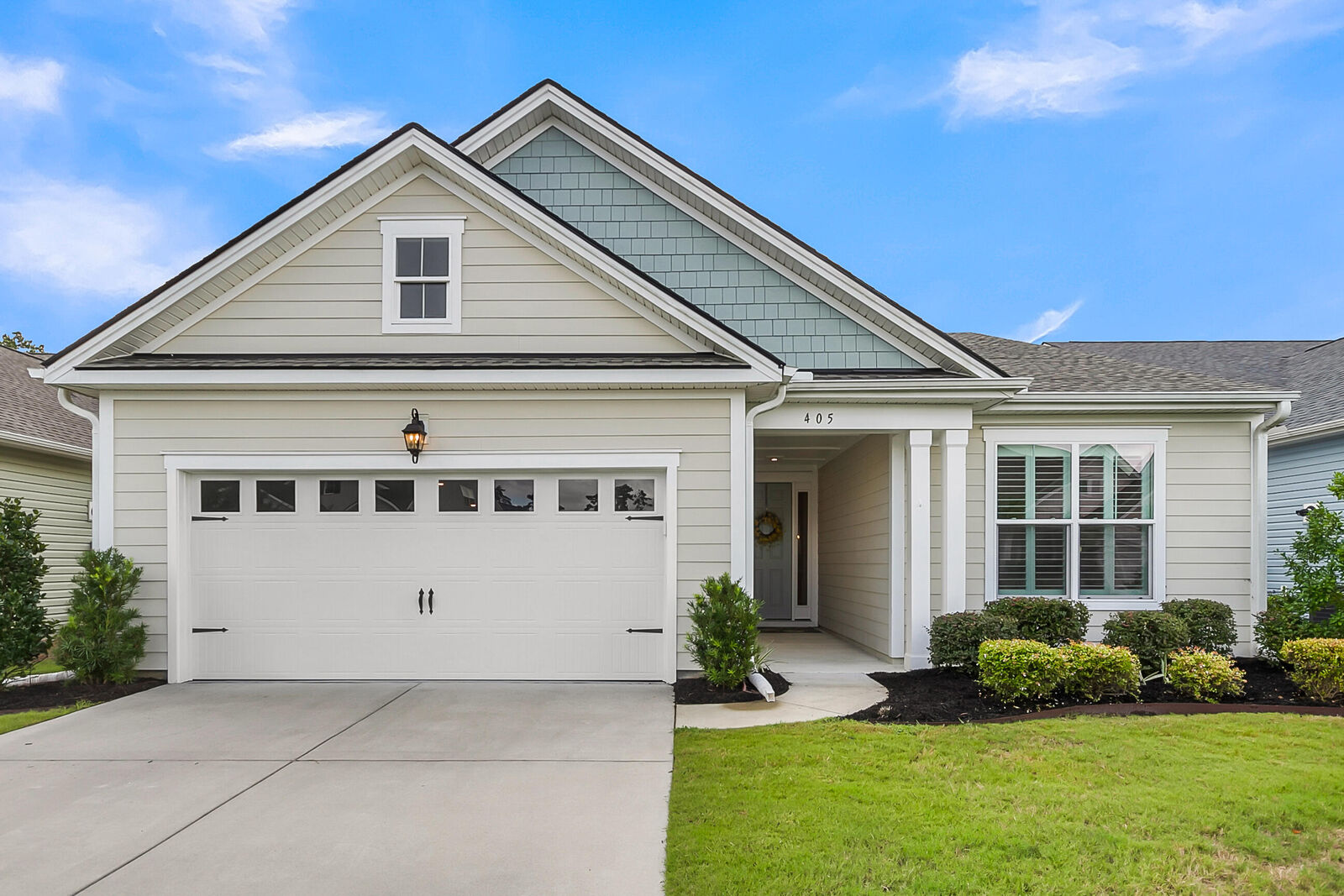 Property Photo:  405 Seaside Trail  SC 29486 
