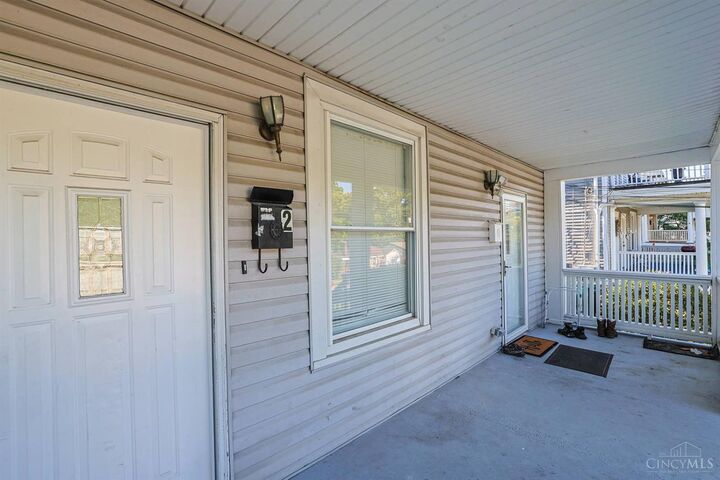 Property Photo: 830 Harris Avenue OH 45205