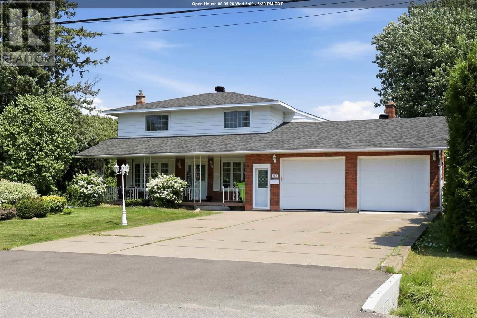 Property Photo: 382 Nixon Rd ON P6C 5R9