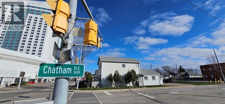Property Photo: 194 Glengarry Avenue ON N9A 1P2