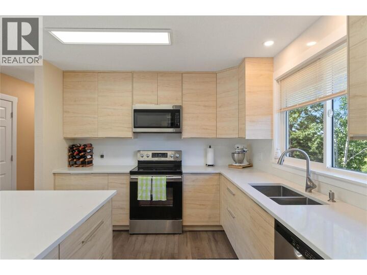Property Photo: 41 Breccia Drive BC V0K 1W0