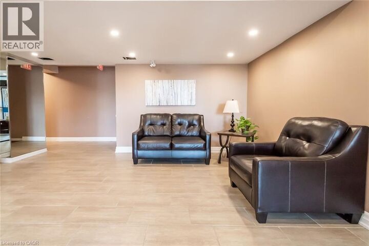 Photo de la propriété:  99 Donn Avenue 403  ON L8E 4Z9 