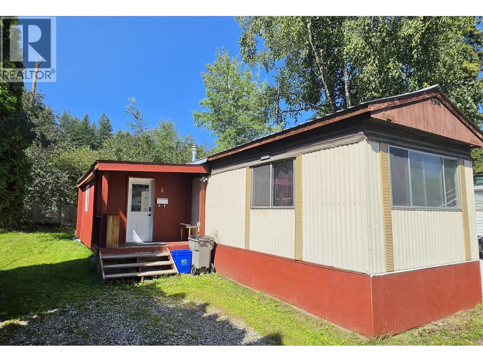 Property Photo:  654 North Fraser Drive 1  BC V2J 1Z6 
