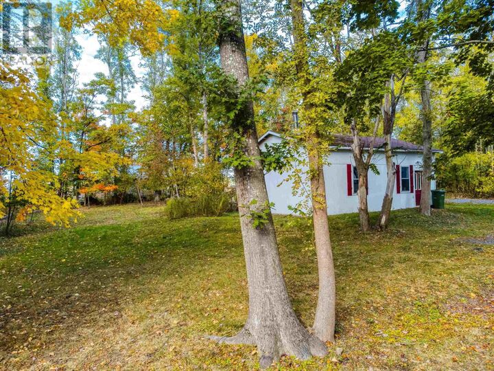 Property Photo: 68 Cottage Street NS B0K 1H0