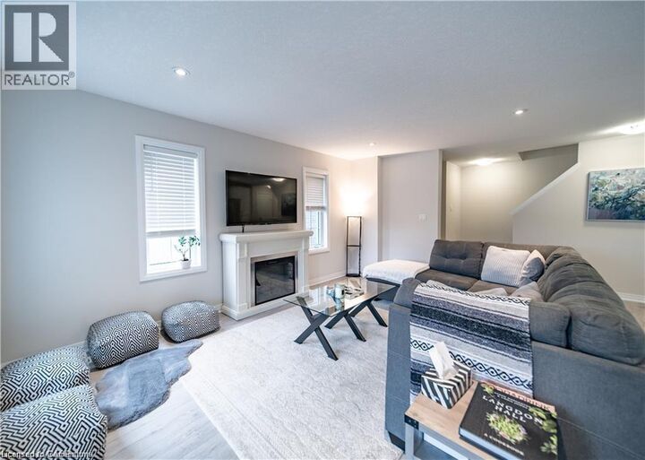 Property Photo:  115 South Creek Drive 2D  ON N2P 0H2 