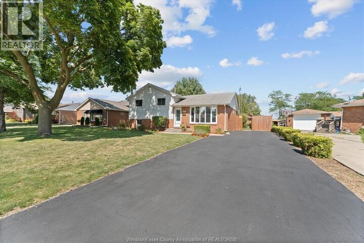Property Photo: 5086 Colbourne Drive ON N8T 1T8
