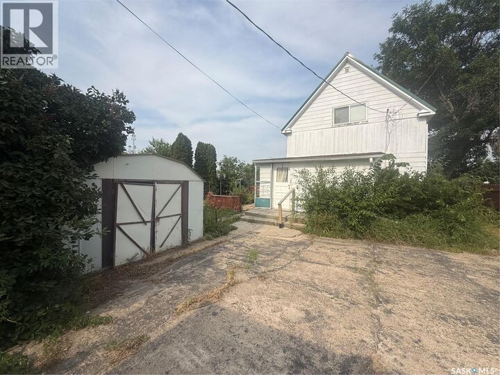 Property Photo:  381 Main Street  SK S0C 0K0 