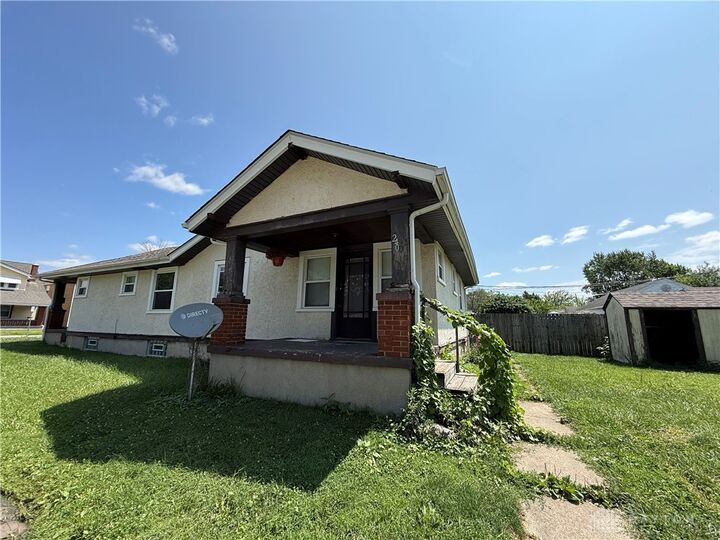 Property Photo:  2406 Glenarm Avenue  OH 45420 