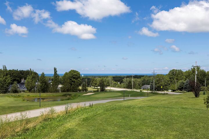 Property Photo: 3703 Harbor Ridge Trail PA 16510