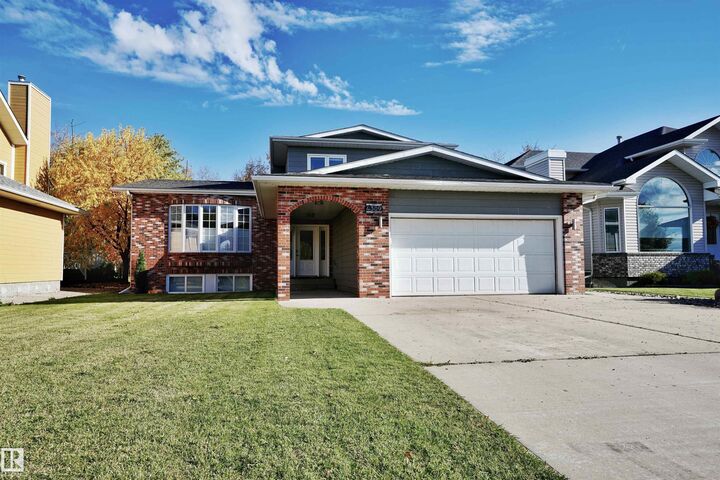 4309 53 Street — photo 1