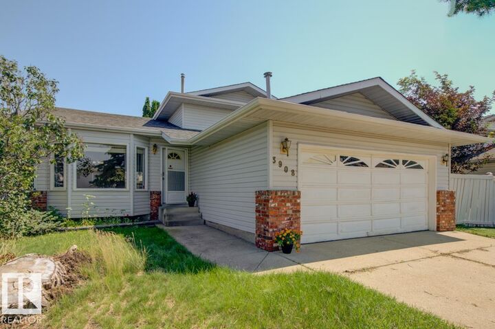3908 28 Avenue NW — photo 1