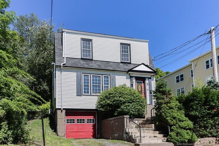 2 Glenburn Court — photo 1