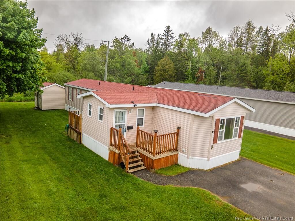 Property Photo:  3 Fifth Street  NB E4E 5Z3 